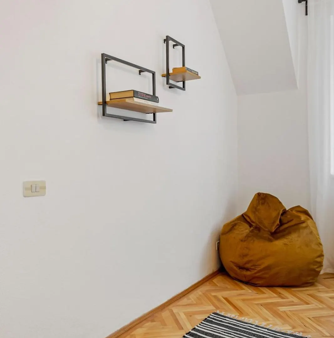 Herman Park View Cozy Apartment Boekarest